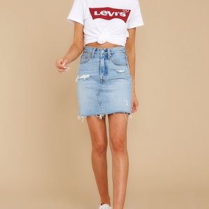 Levi’s High-waisted Deconstructed Denim Skirt